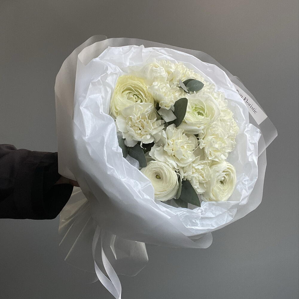 Ранункулюс и диантусы