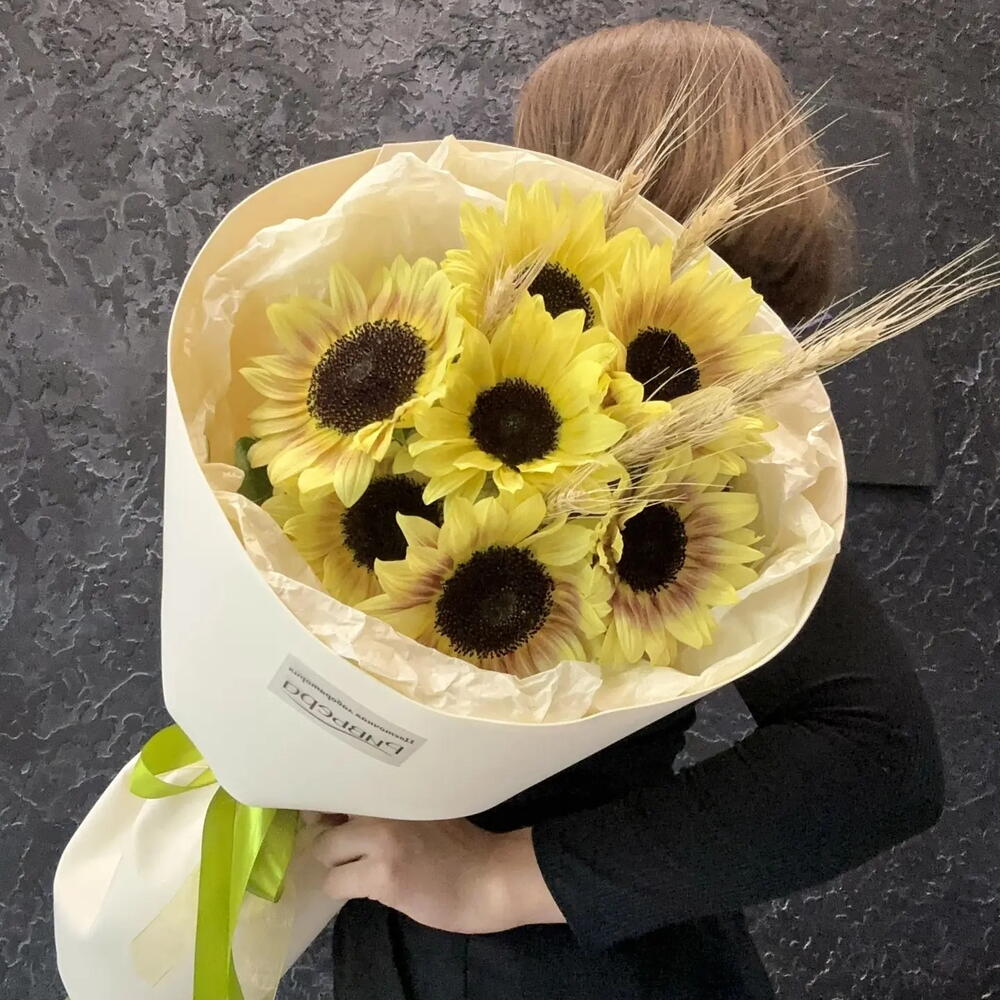Букет "Солнышко" с подсолнухами и пшеницей🌻