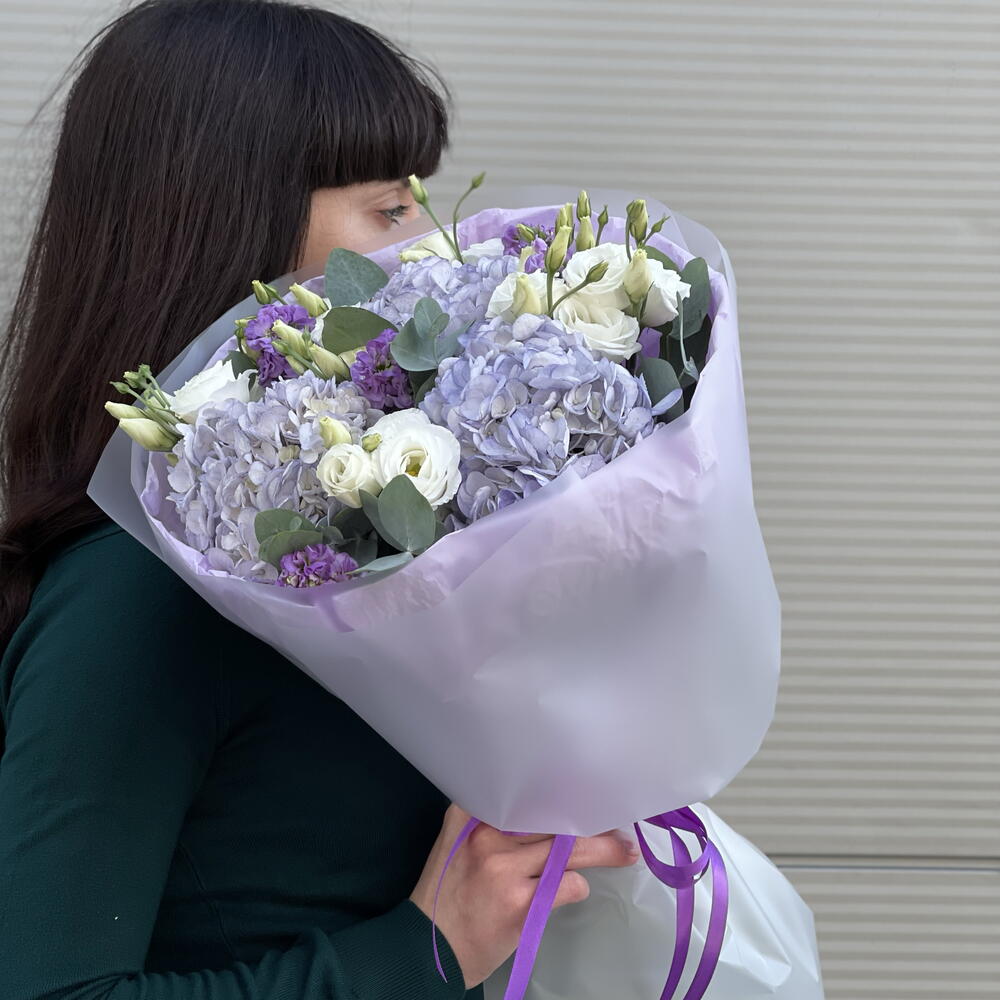 Букет с гортензией 💜