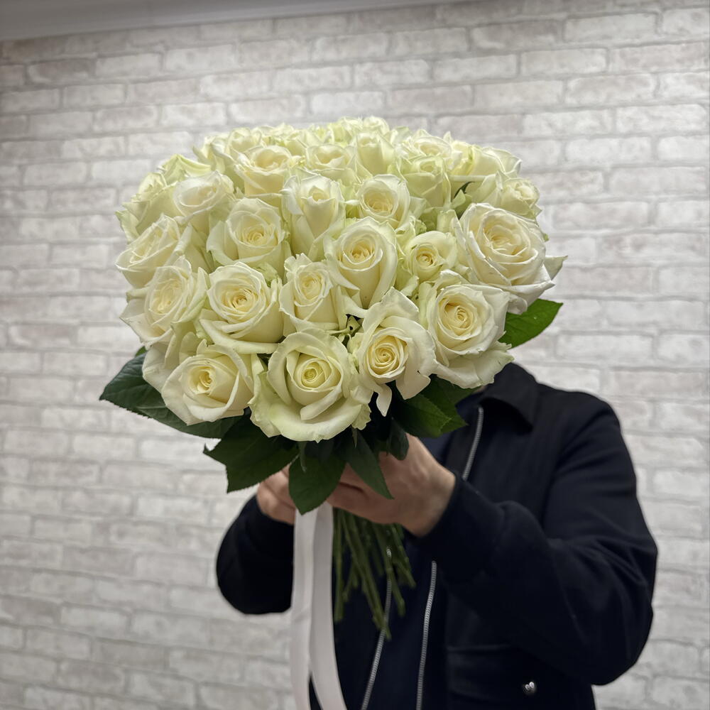 31 белая Роза 🥰