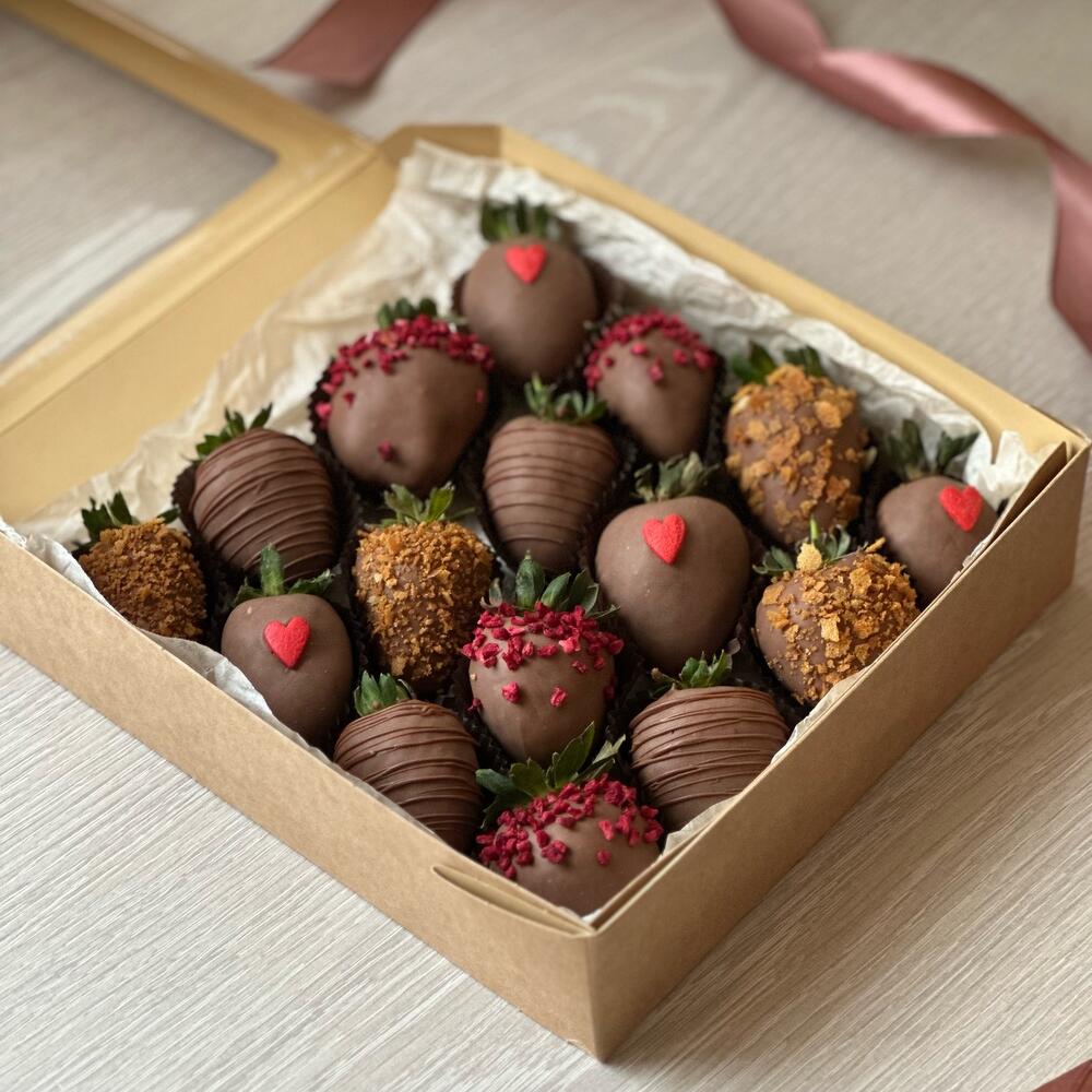 Клубника в шоколаде 16 шт