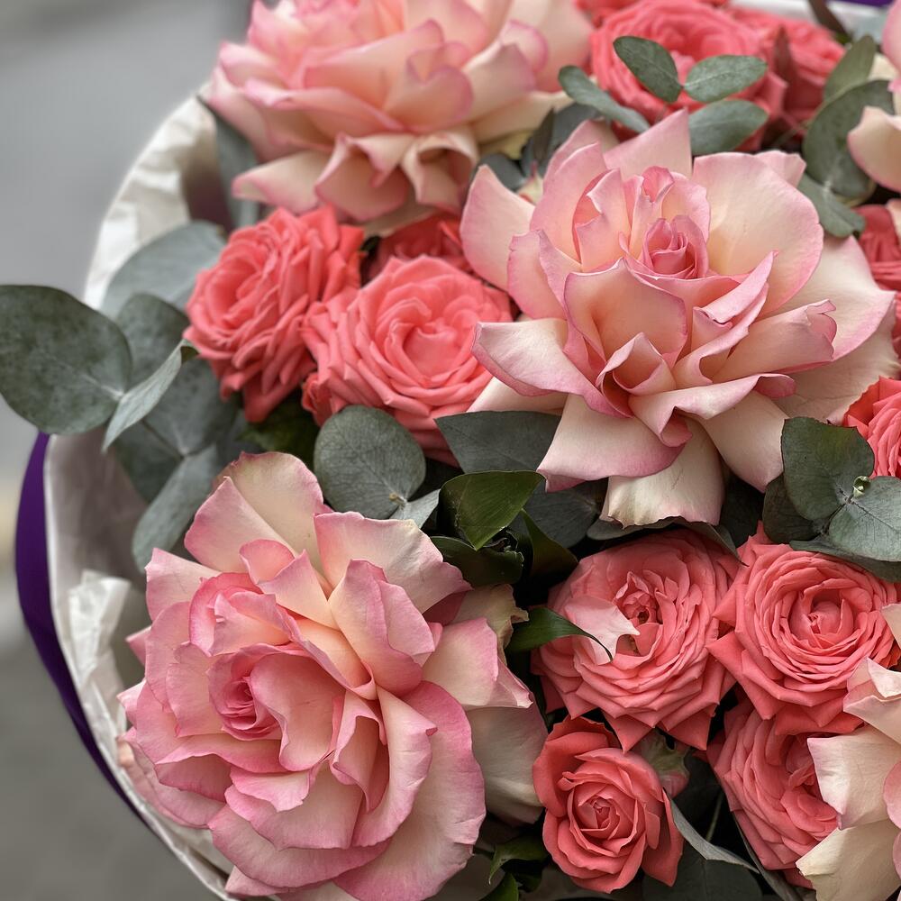 Mix Roses Bouquet N-044