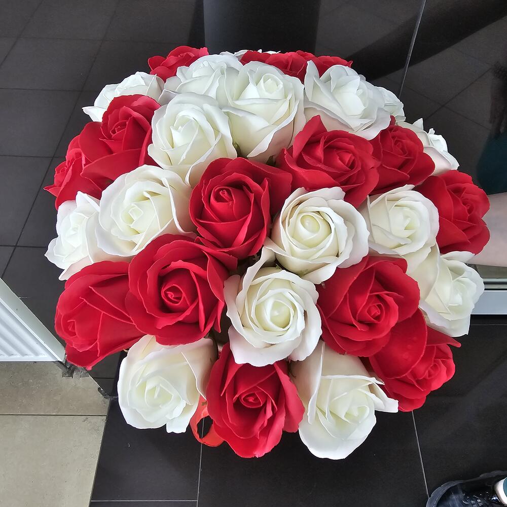 Букет из 29 роз