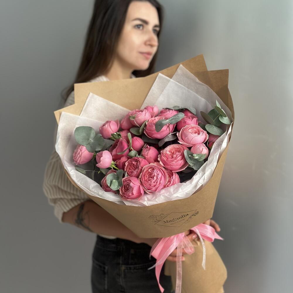 Крафт-букет Пионовидная Роза Silva Pink