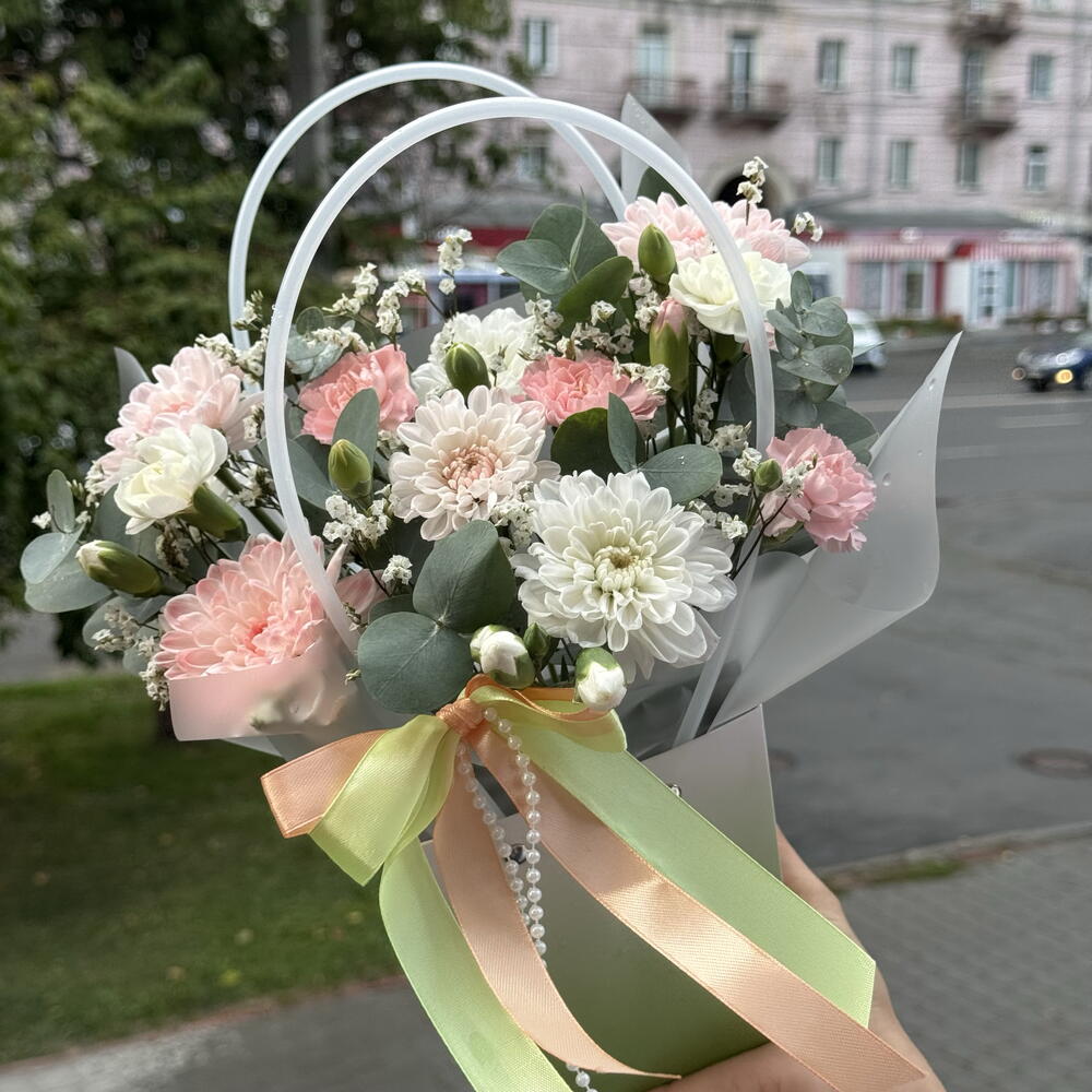 Сумочка 1 сентября с хризантемой и диантусами