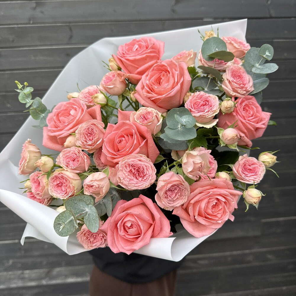 Коралловые розы