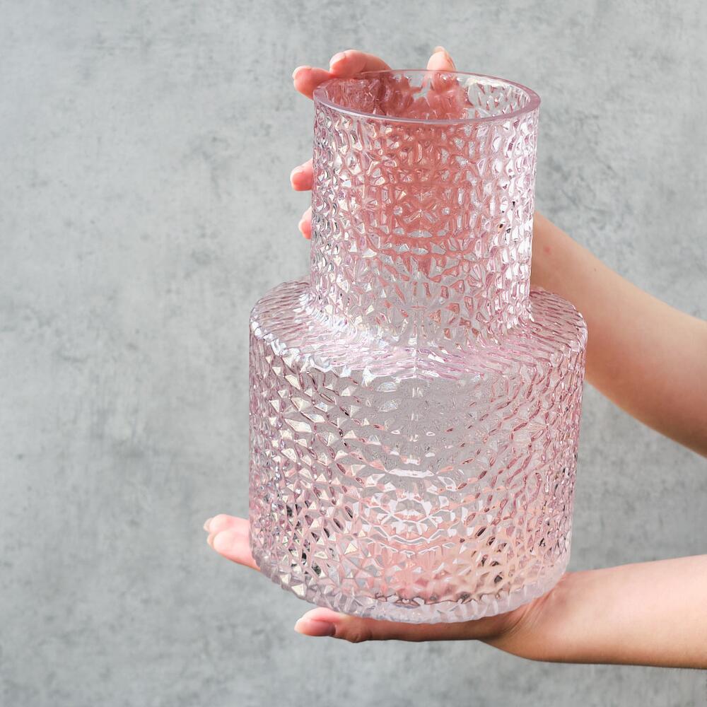 Необычная ваза из розового стекла, Декор в Москве, купить по цене 4000 ...