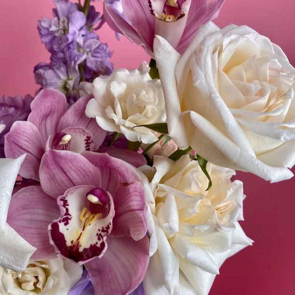 🌹 Коробка Flowersgift с цветами - 22
