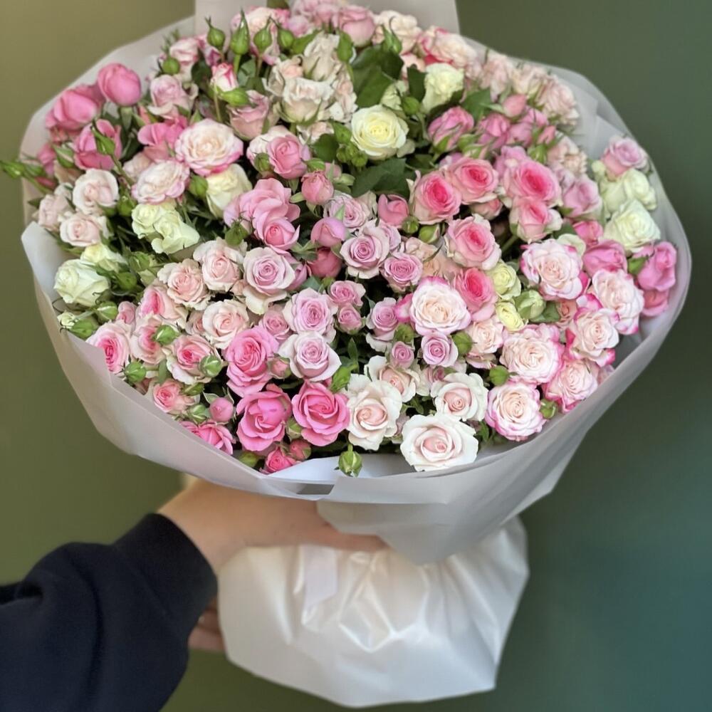 51 ветка кустовой розы микс