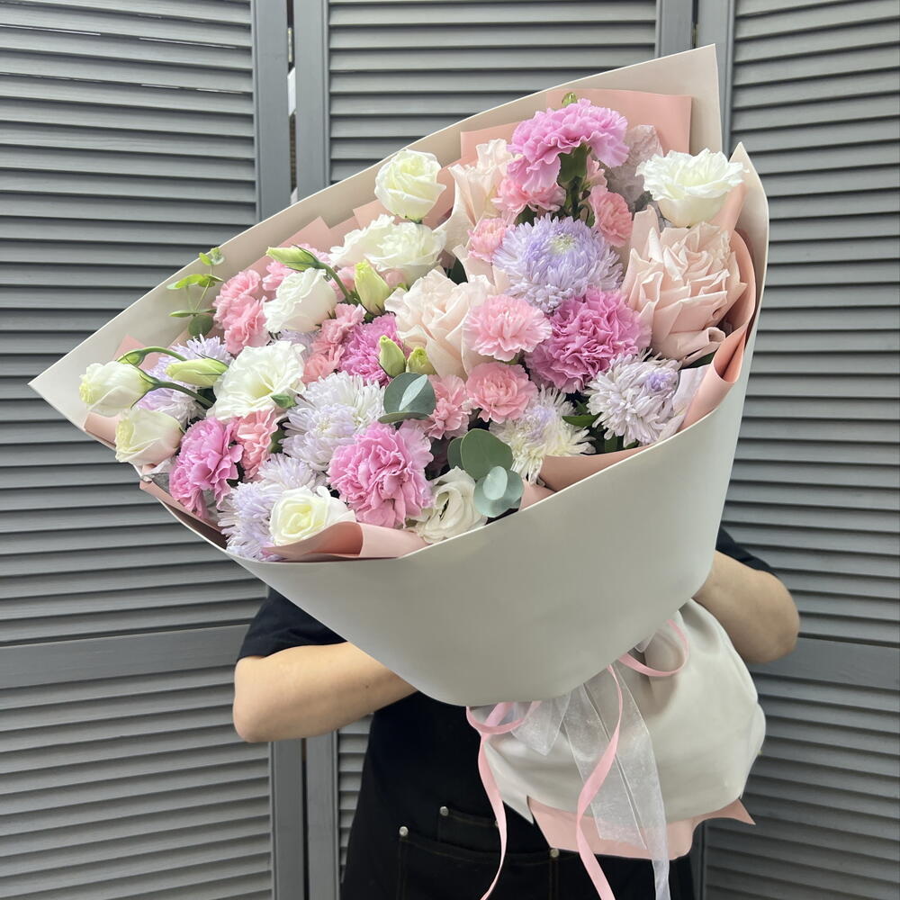 Объёмный розовый букет💝