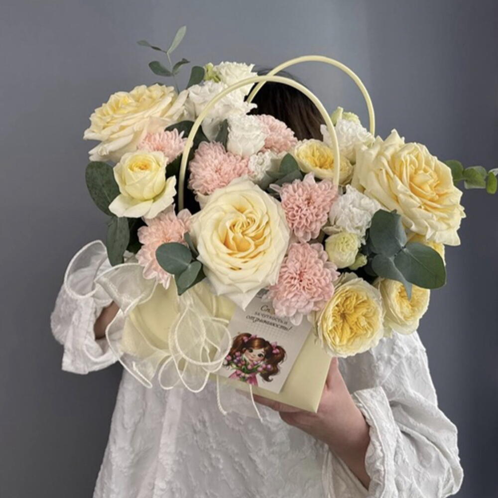 Композиция нежная 💛 пионовидная Роза 💛💛💛 Роза кустовая пионовидная 🌸 эвкалипт 🌿
