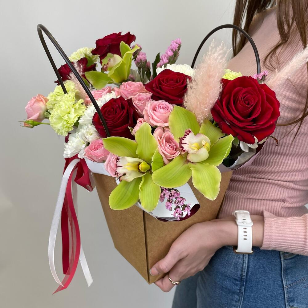 Сумочка с цветами🌺️🌿