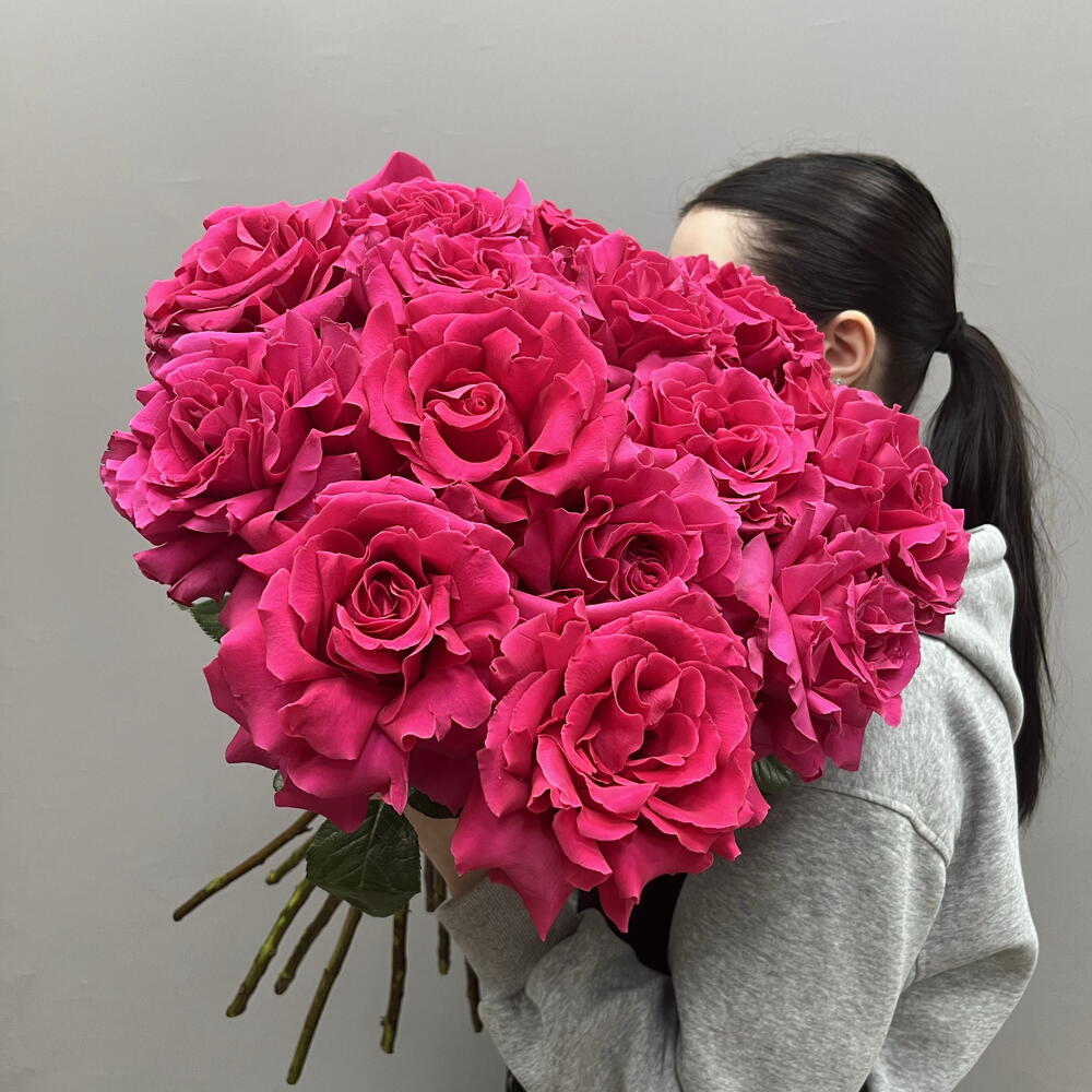 Яркое моно из французской розы 💓
