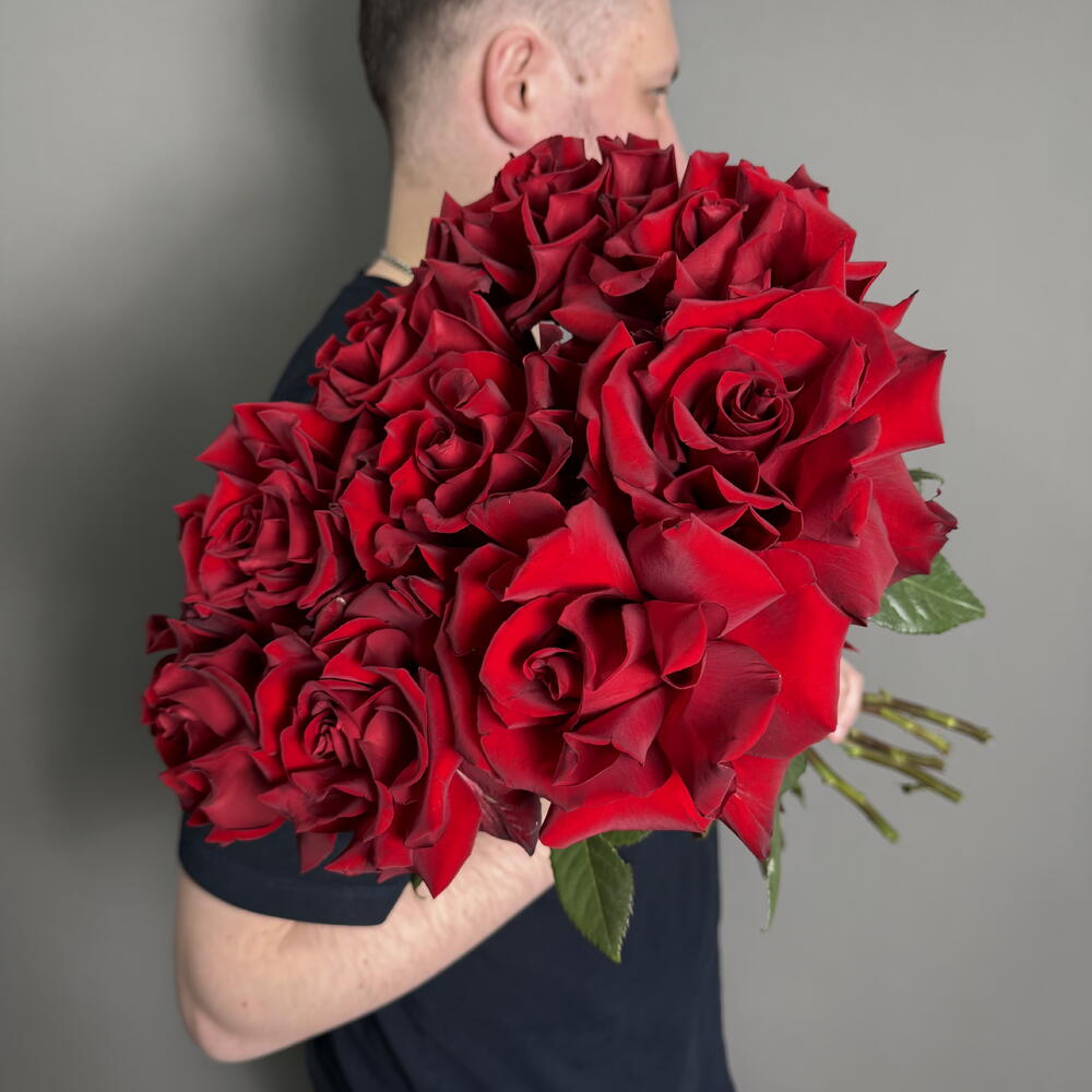 Моно букет из 9 французких красных роз 🌹️