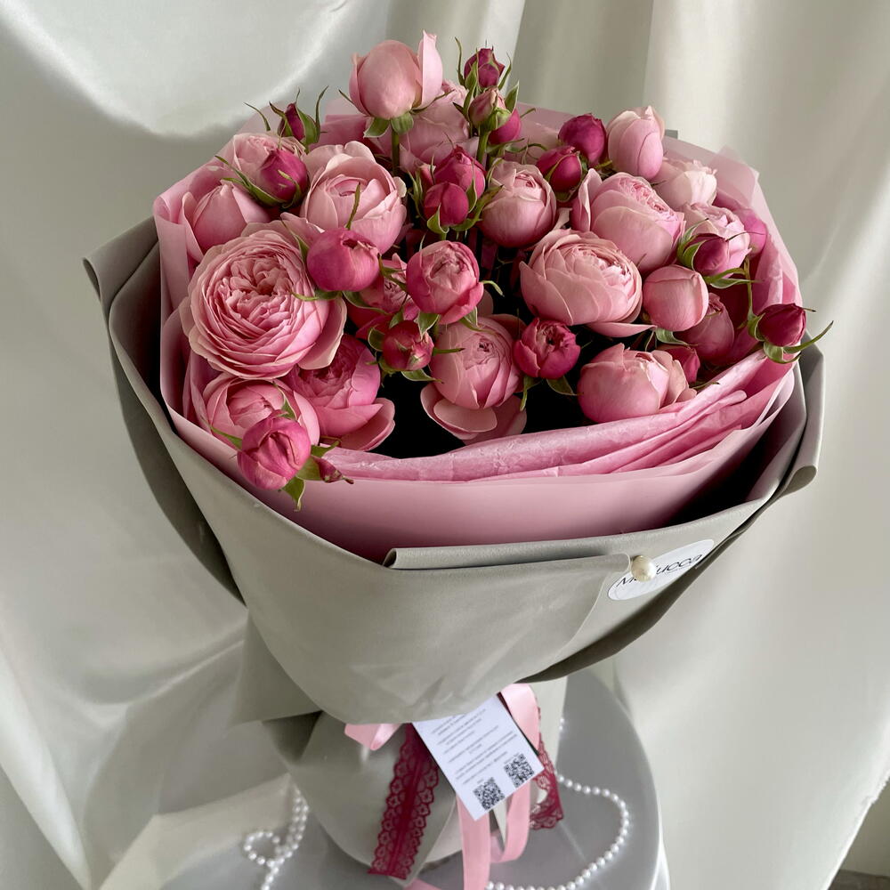 Букет кустовых роз🌹