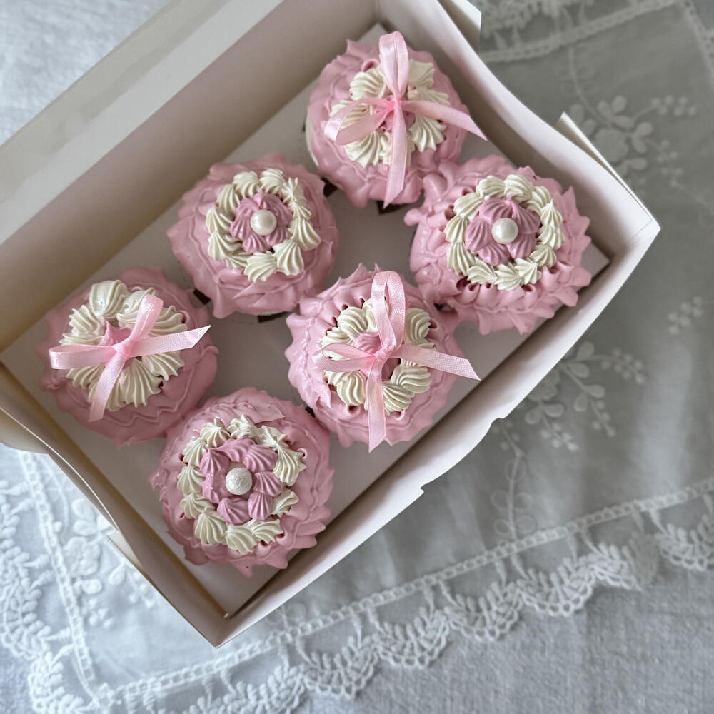 Капкейки с бантиками