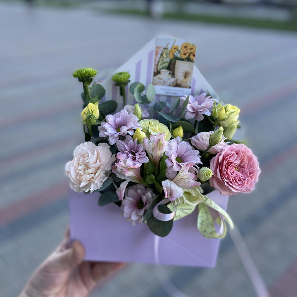 Композиция «Письмо с цветами»
