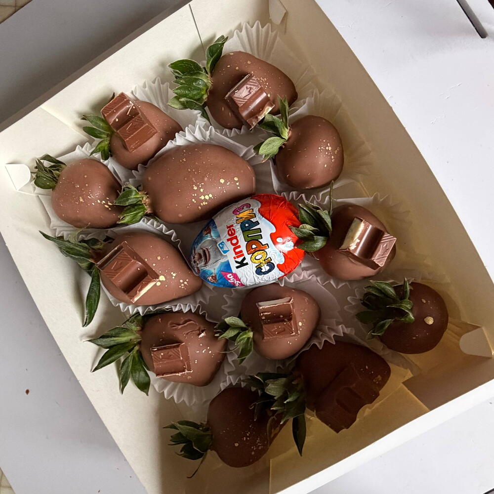 Клубника в шоколаде Киндер 2