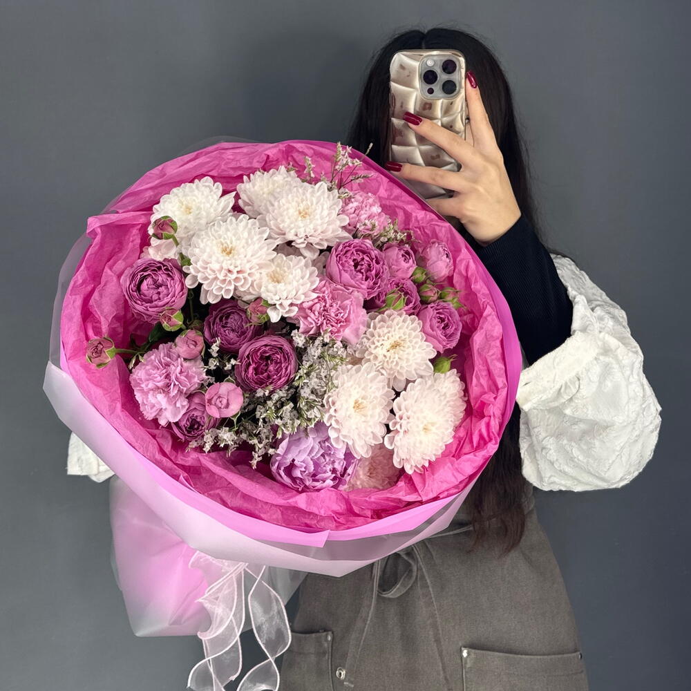 Авторский букет💐 с Пионами и Кустовой Пионовидной Розы
