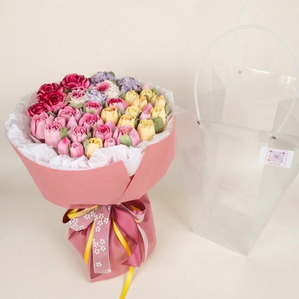 A large and delicious marshmallow bouquet.