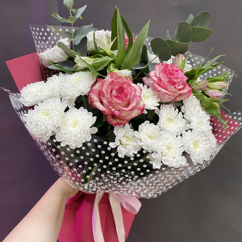Букет с интересной розой 🥰