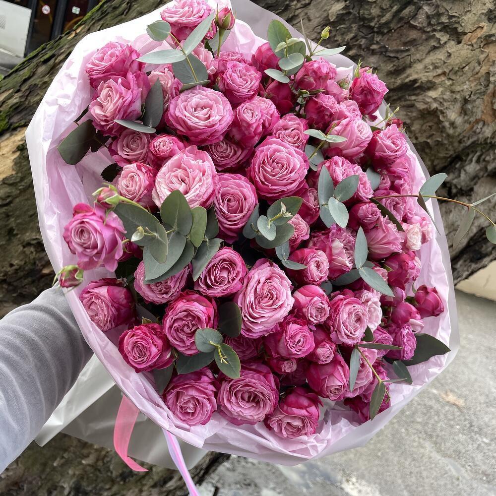 Букет из 30 кустовых роз