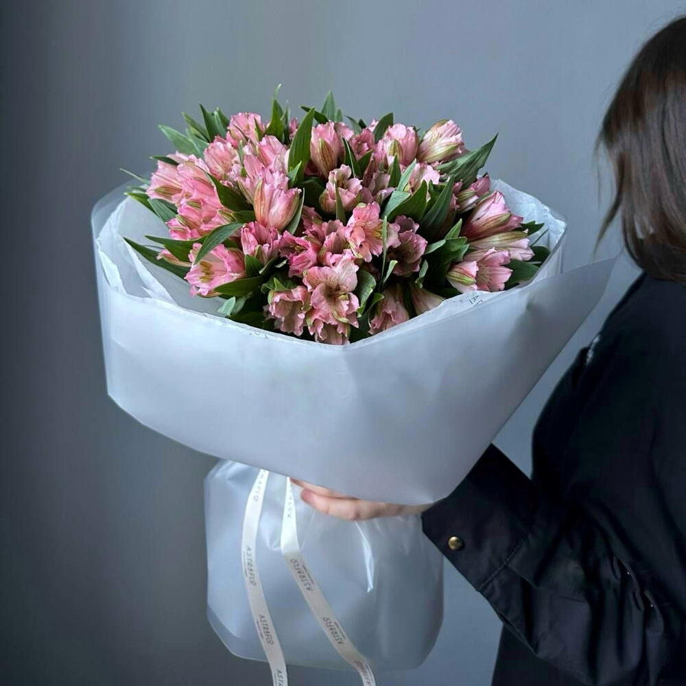 Микс альстромерии