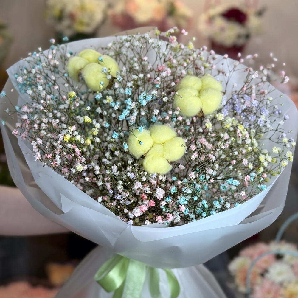 Букет с гипсафилой 💛