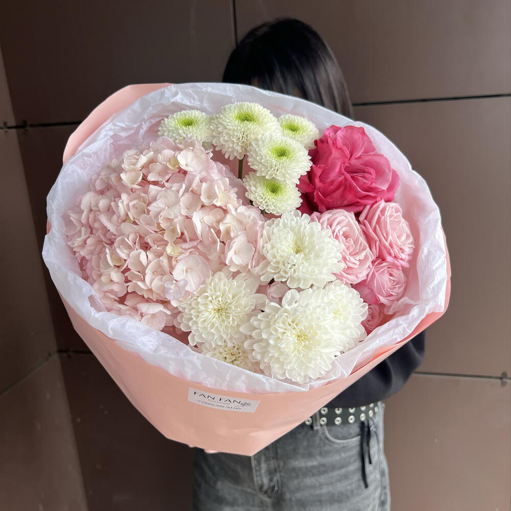 Букет с гортензией 🌸