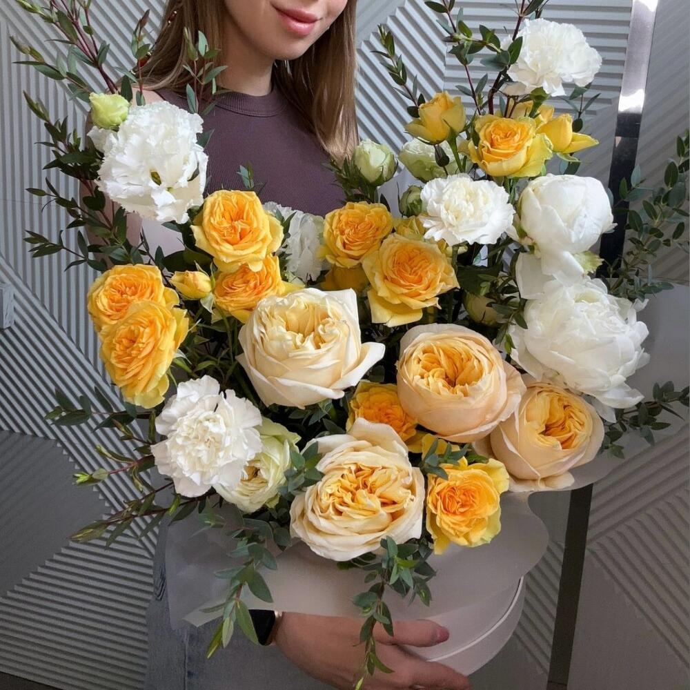 Цветы в коробке