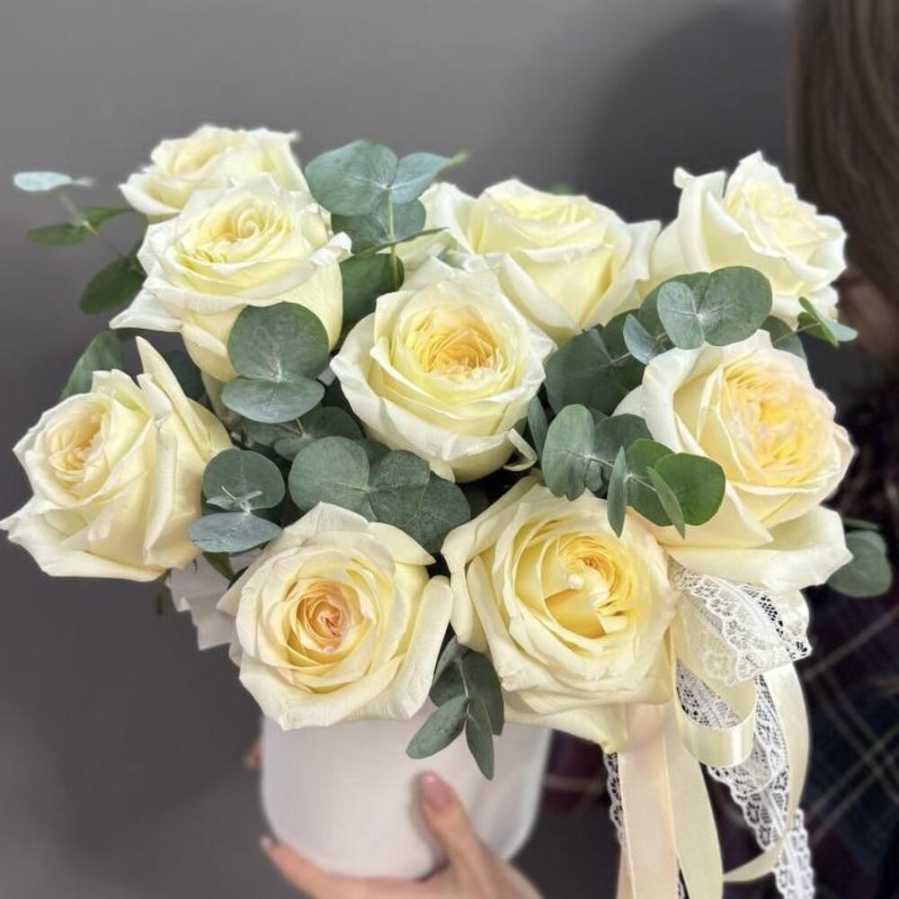 Коробка с 11 пионовидными розами «Канделайт» (арт.3633)