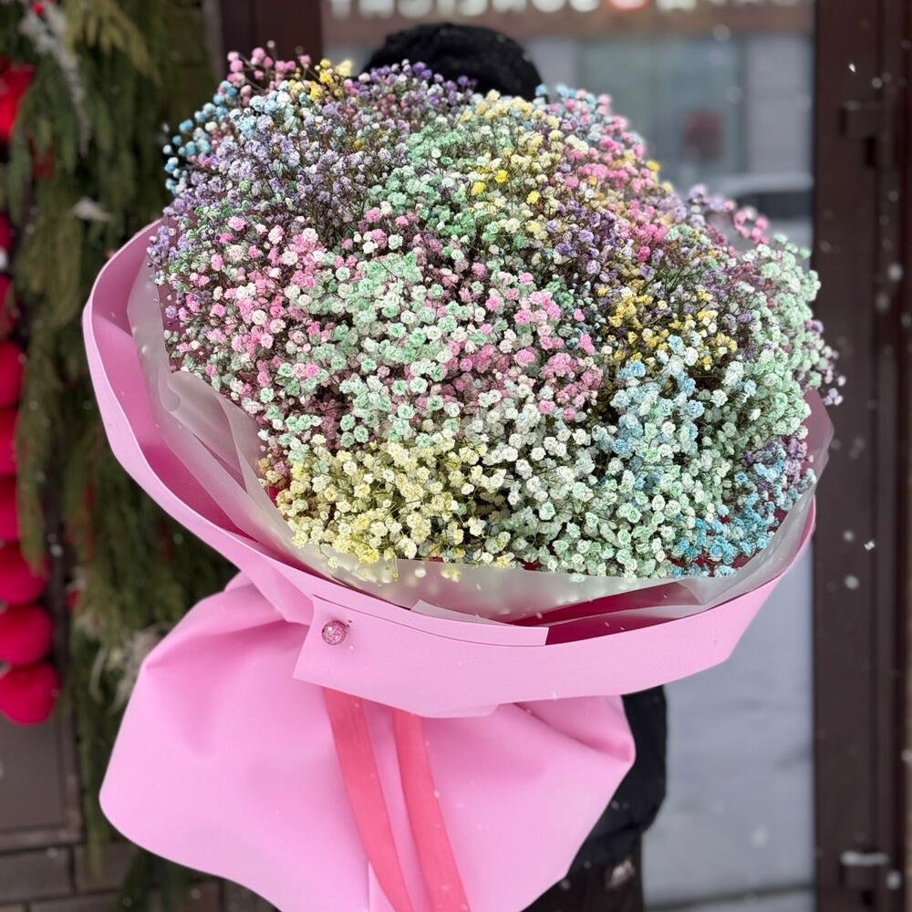 Букет из цветной гипсофилы