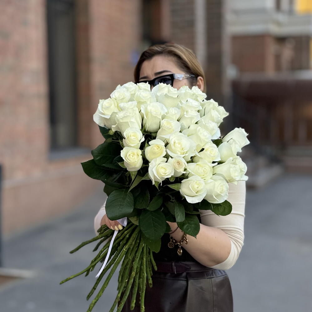 35 white roses with ribbon