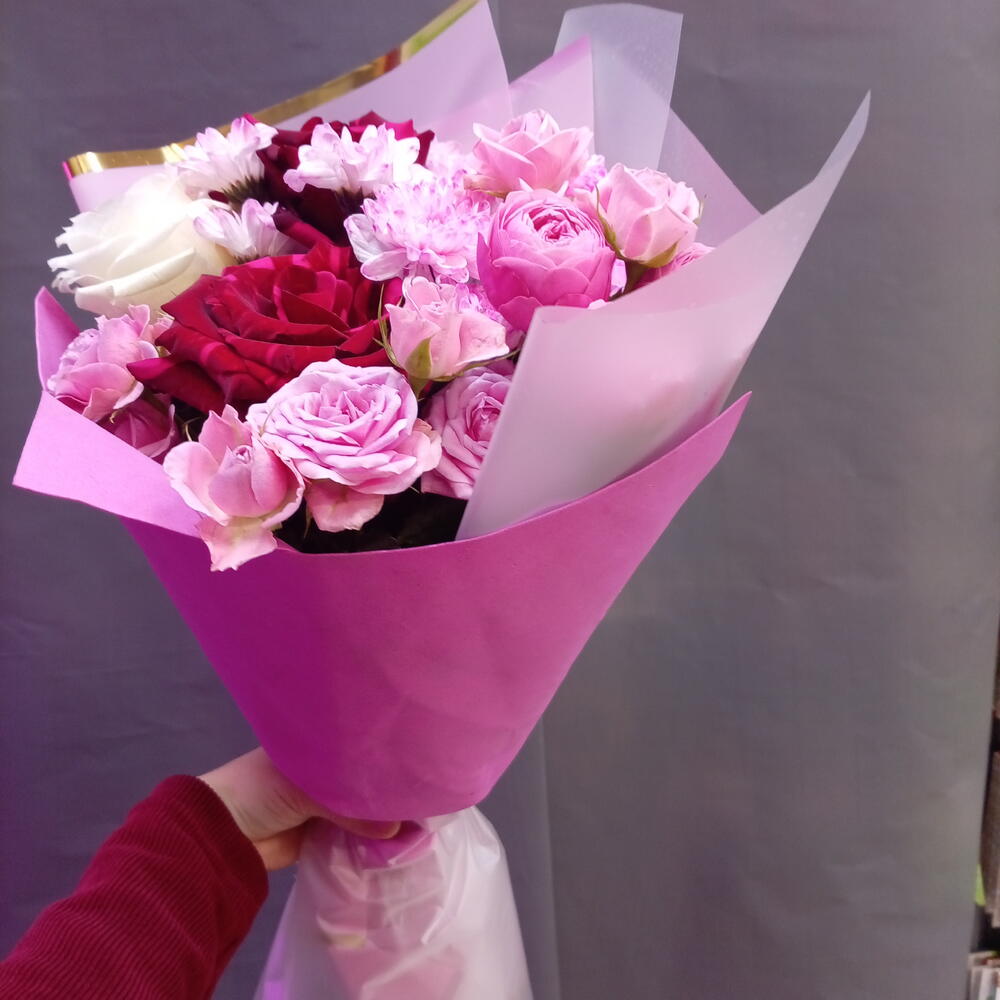 Букет с розами 🌹🌸