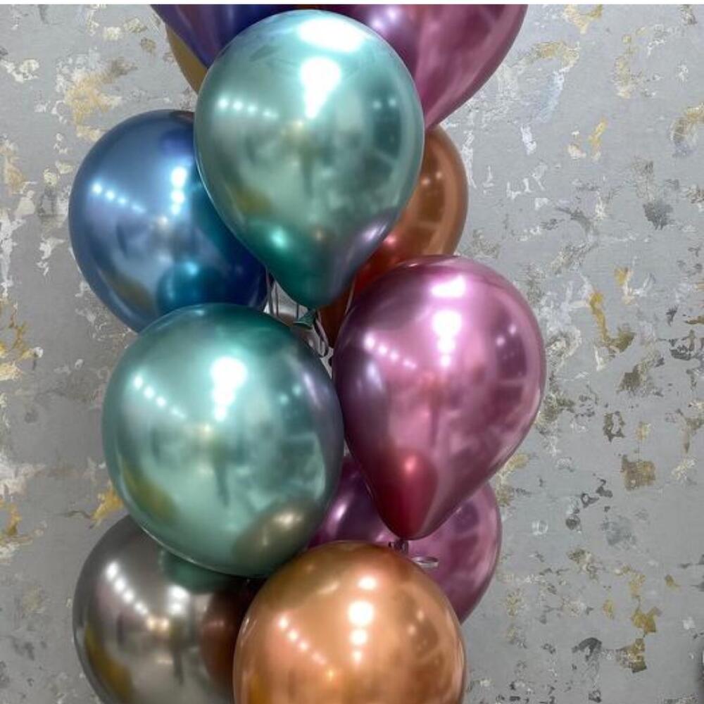 A bundle of 13 helium balloons chrome