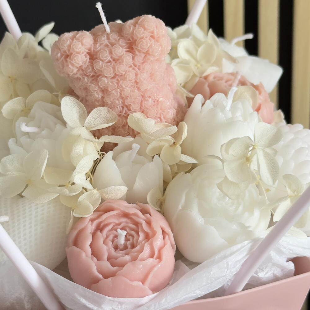 Букет из свечей и гортензии в сумочке 🌸