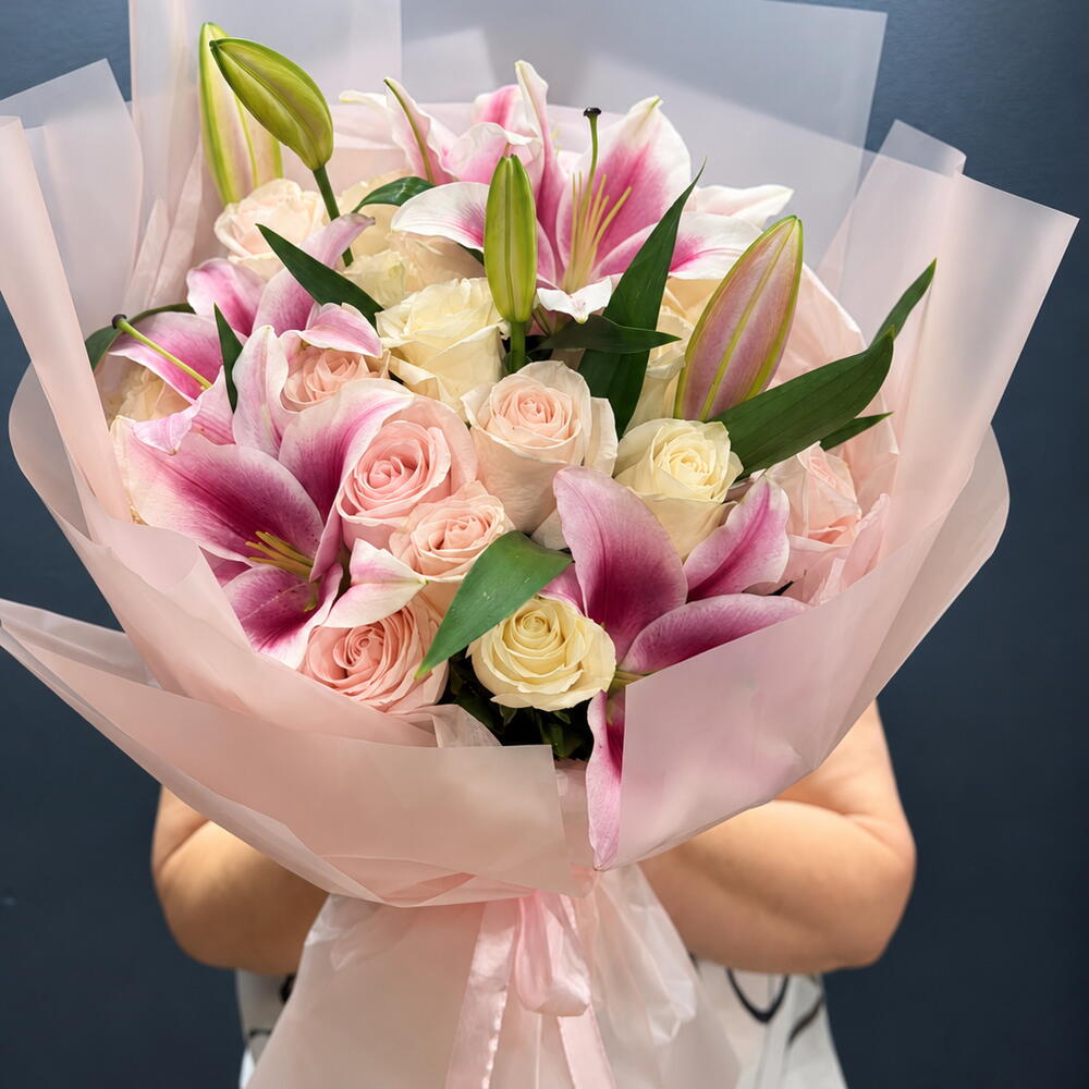 Rose Lily