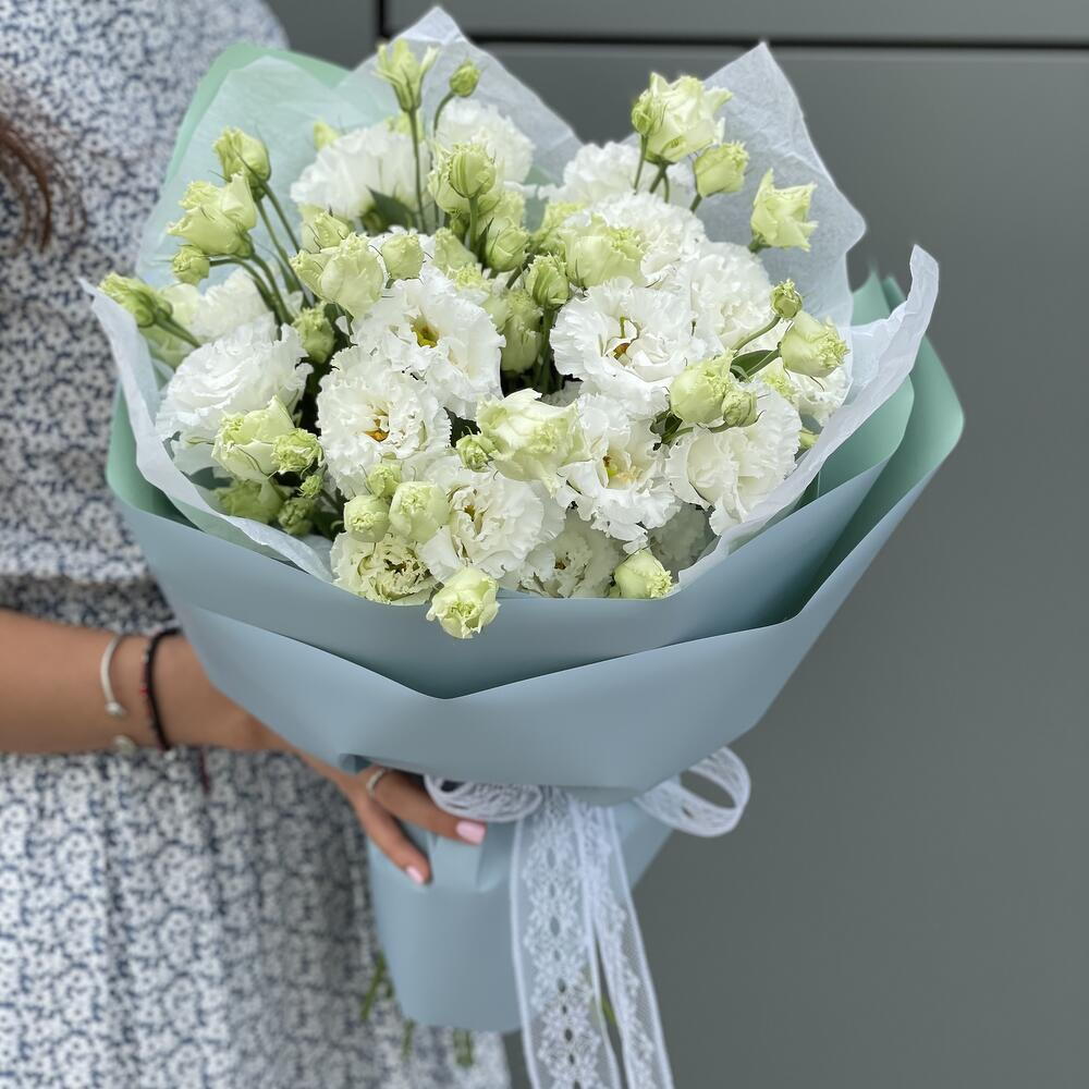 Bouquet of lace eustoma Alice