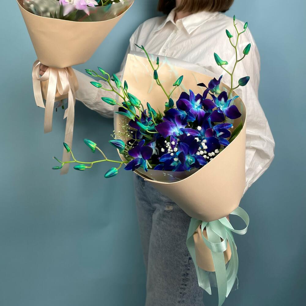 Букет Гипсофилы и Орхидей Дендробиум, Цветы и подарки в Твери, купить ...