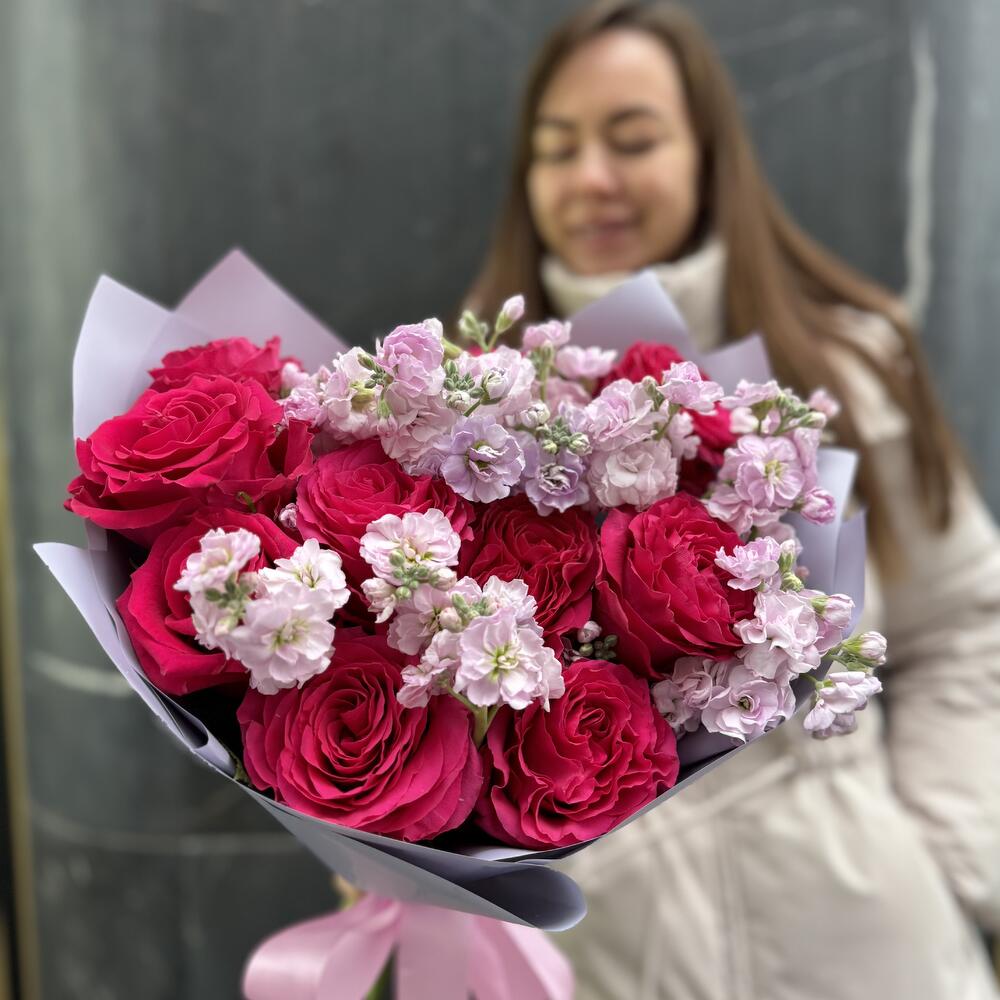 Букет «малина под снегом»
