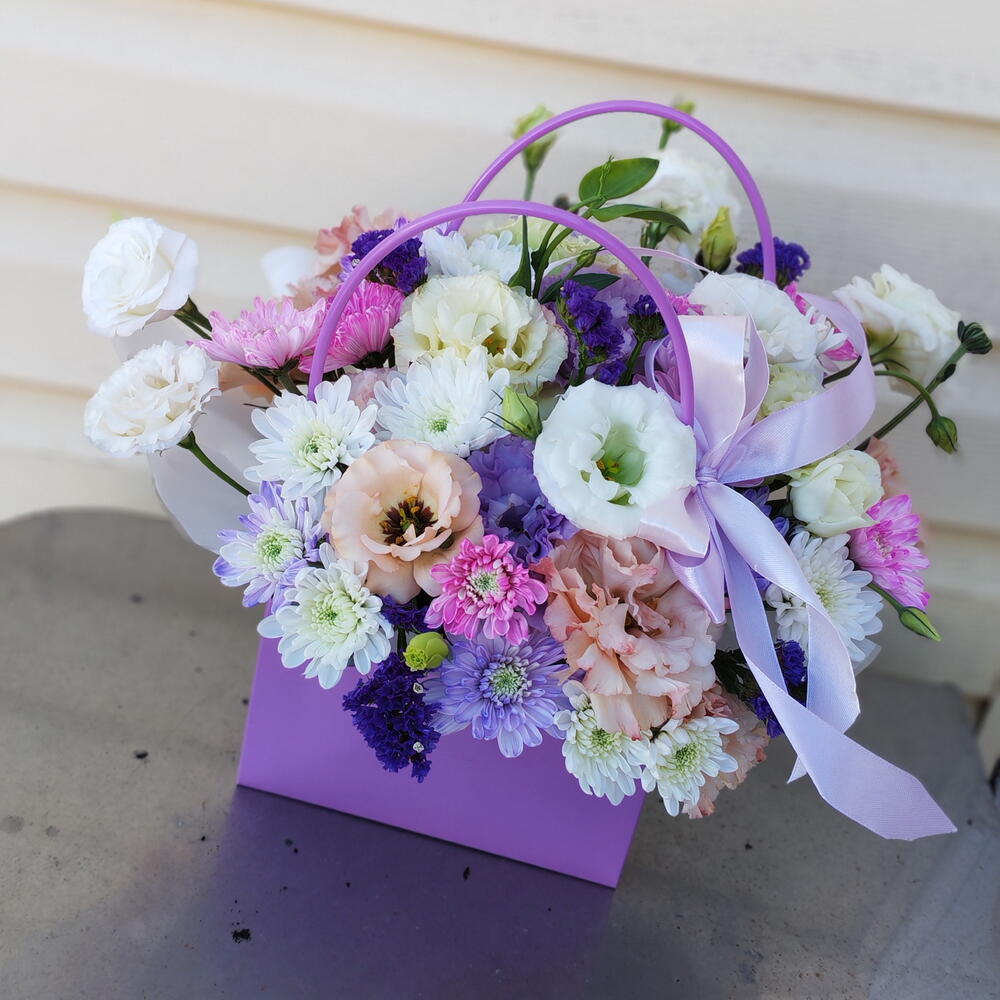 Цветы в сумке Фиолет