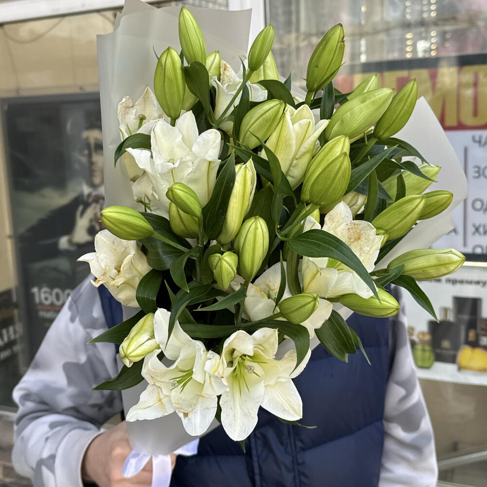 Лилии