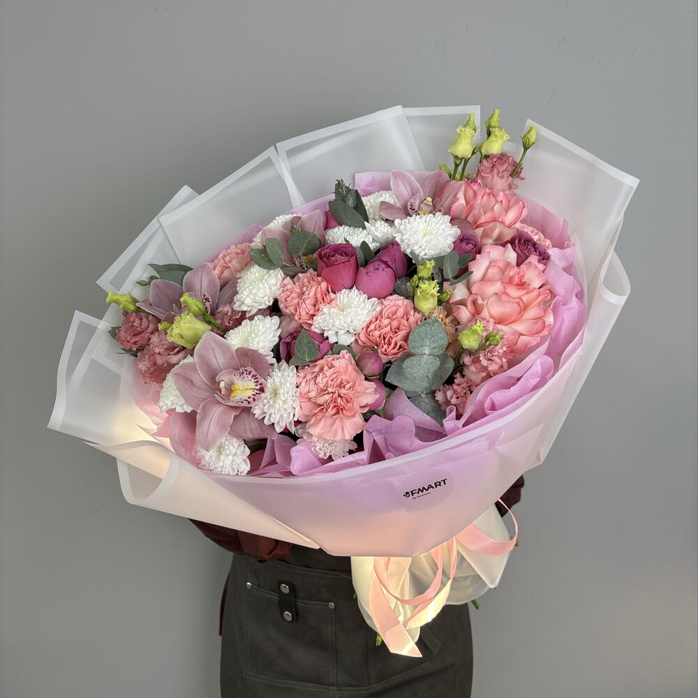 Девичья мечта💕| Букет: эустома, орхидеи, хризантемы, диантусы, кустовые розы, розы и эвкалипт