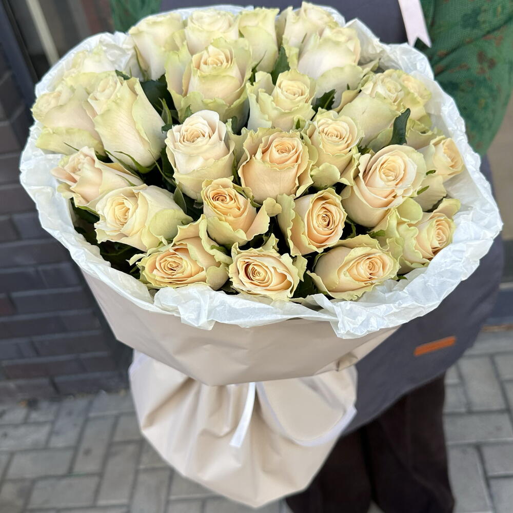 25 роз