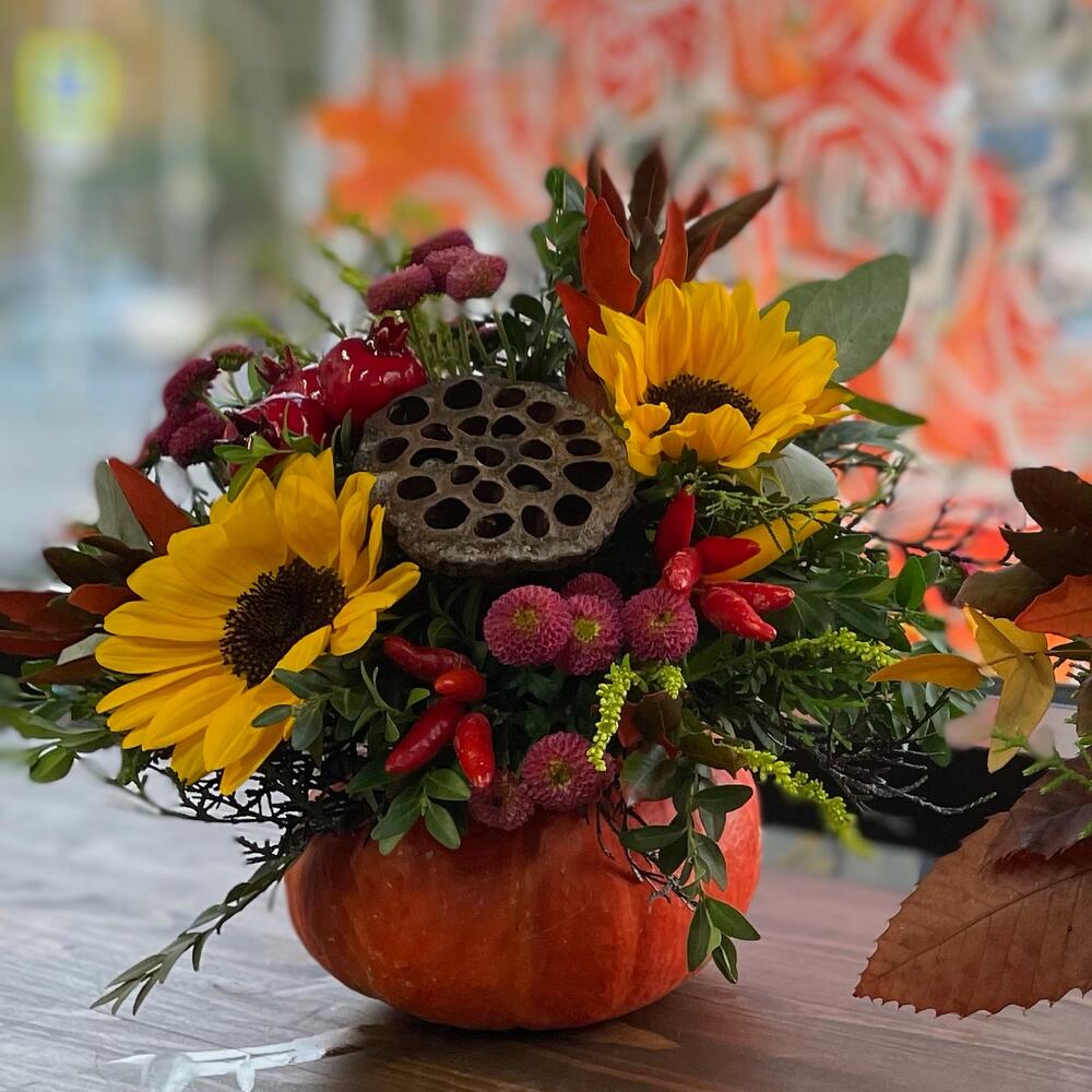 Mini pumpkin with flowers