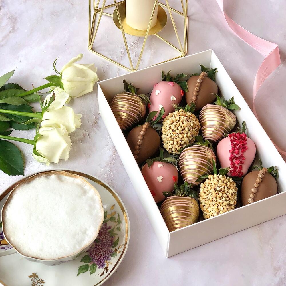 Акция от Vivienne Sabo, Клубника в шоколаде 12 ягод