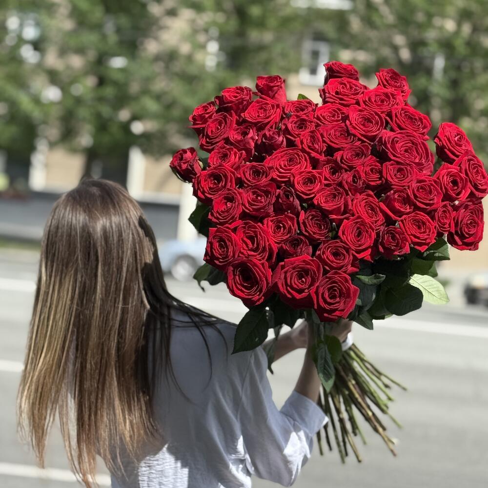 51 красная Роза Ред Наоме