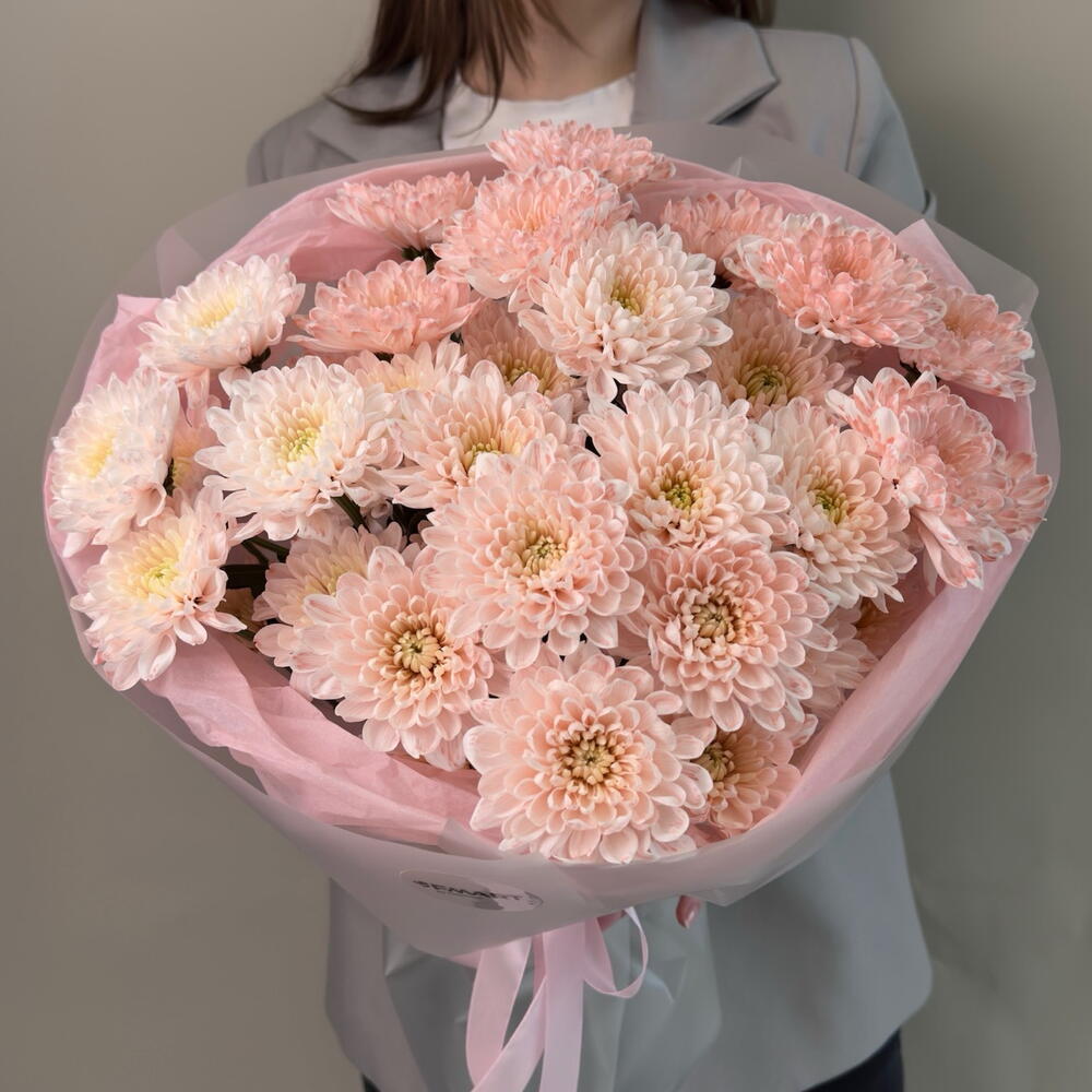 Букет из 5 розовых кустовых хризантем