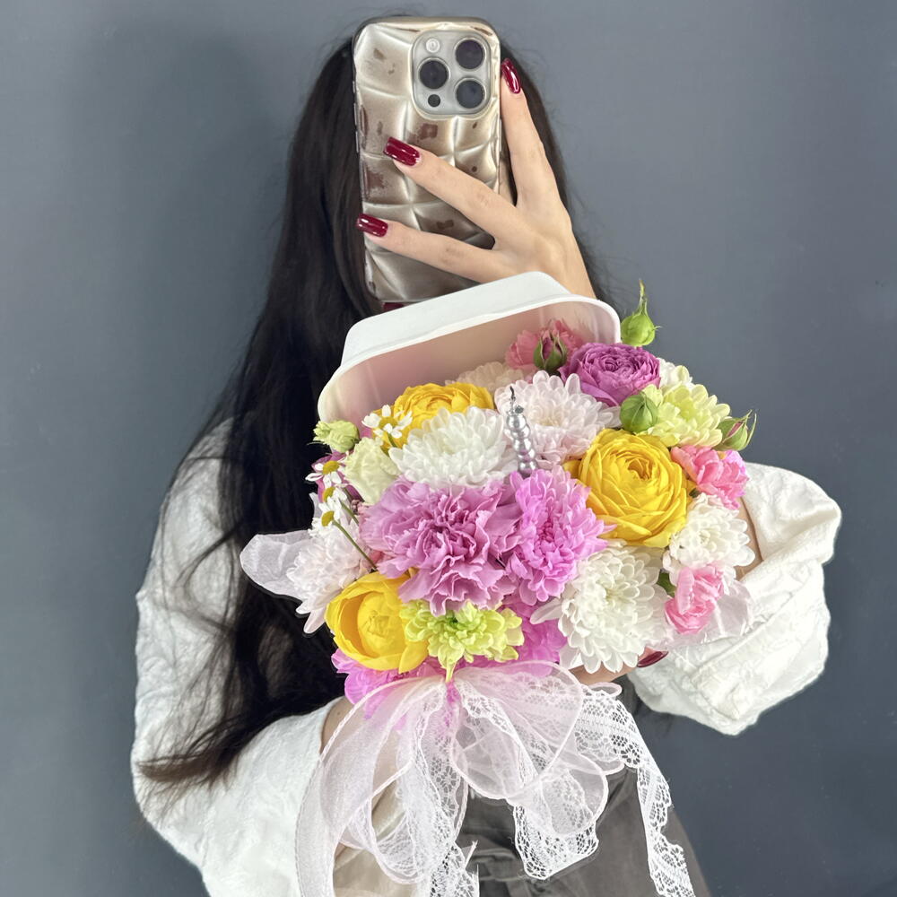 Бенто-Торт из цветов🎂💐 из Кустовой Розы и хризантемы Алтай