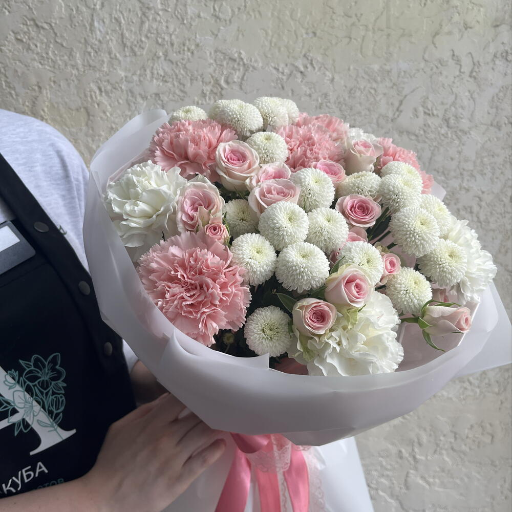 Букет Нежность в бело-розовой цветовой гамме 🤍💕🤍